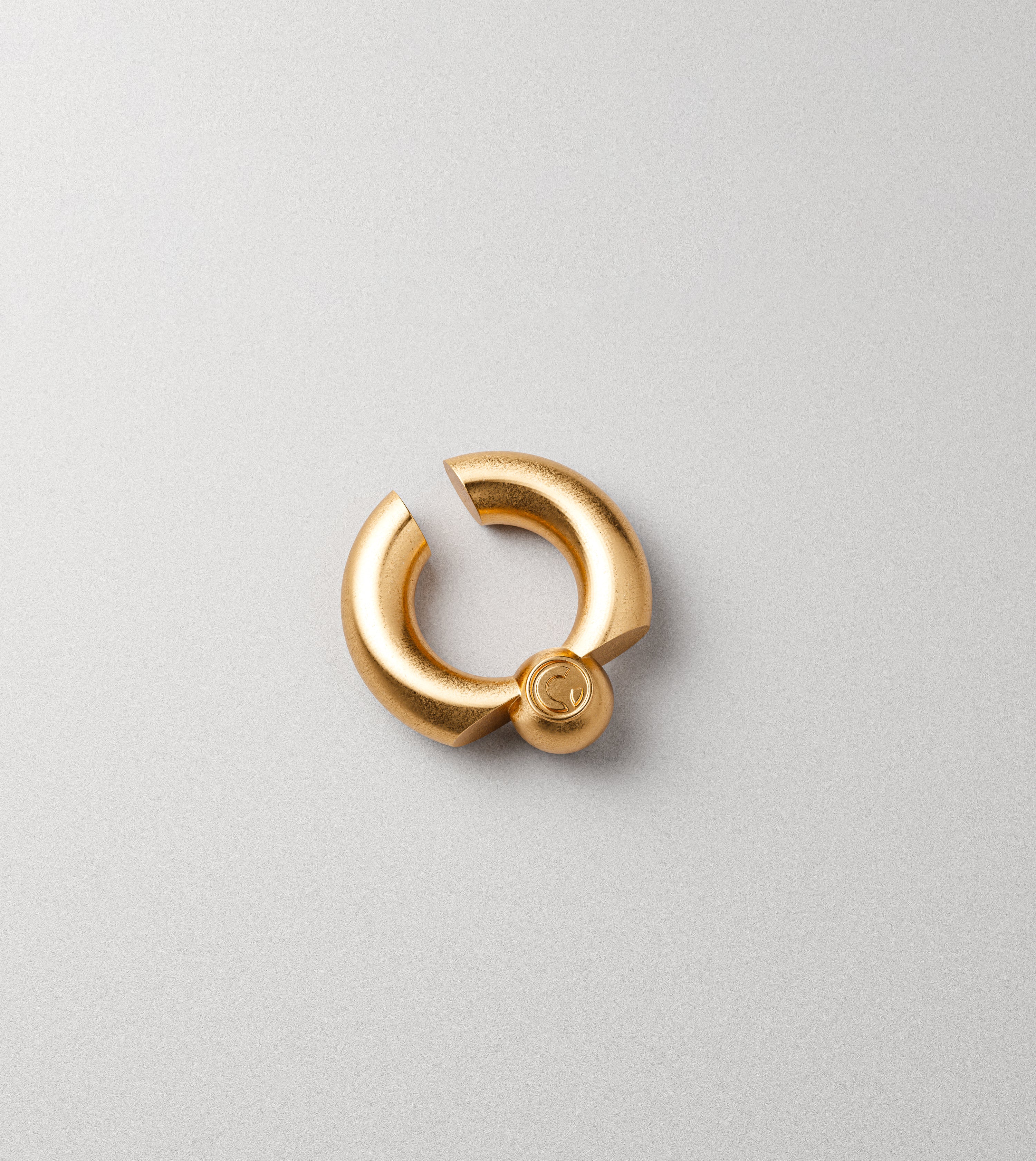 Stencil Cap gold ear cuff by Cast Pieces, detail view
